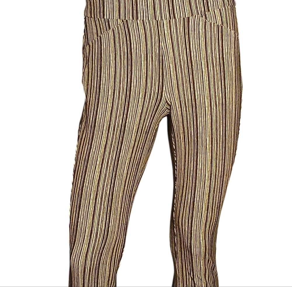 Chicos Travelers - Cropped Pants With Black & White Stripes, Faux Front Pockets, - Picture 9 of 14